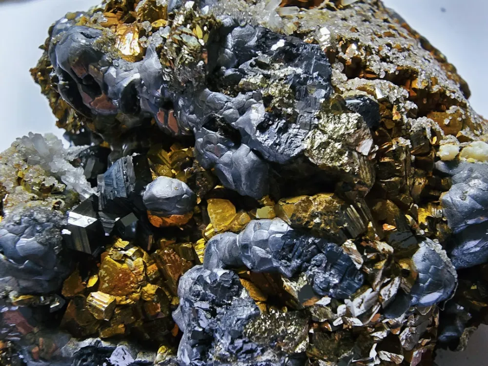 Testing Gold and Silver Ore: Methods, Challenges, and Solutions